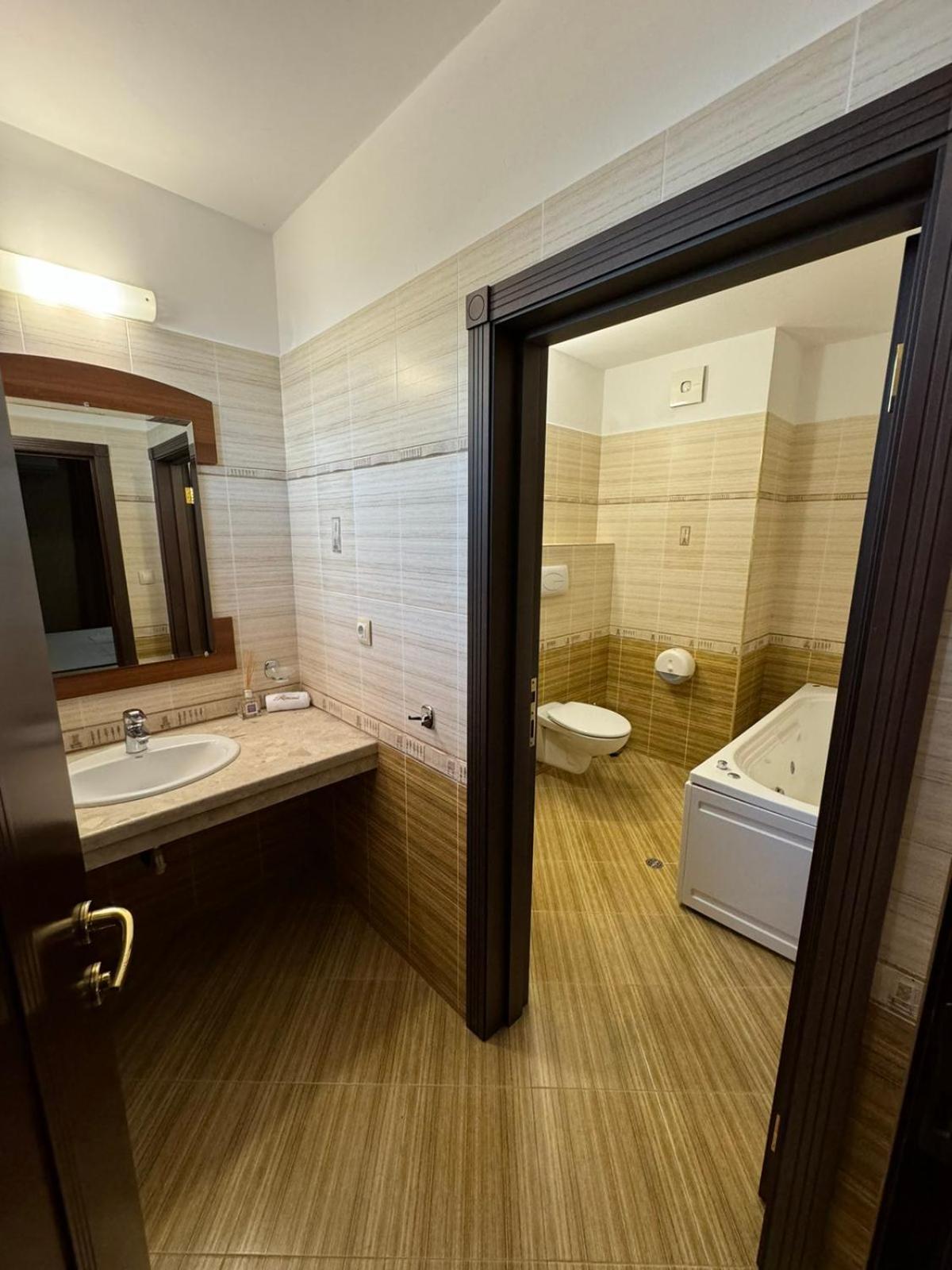 Hotel-Restaurant Almond Karlovo Luaran gambar