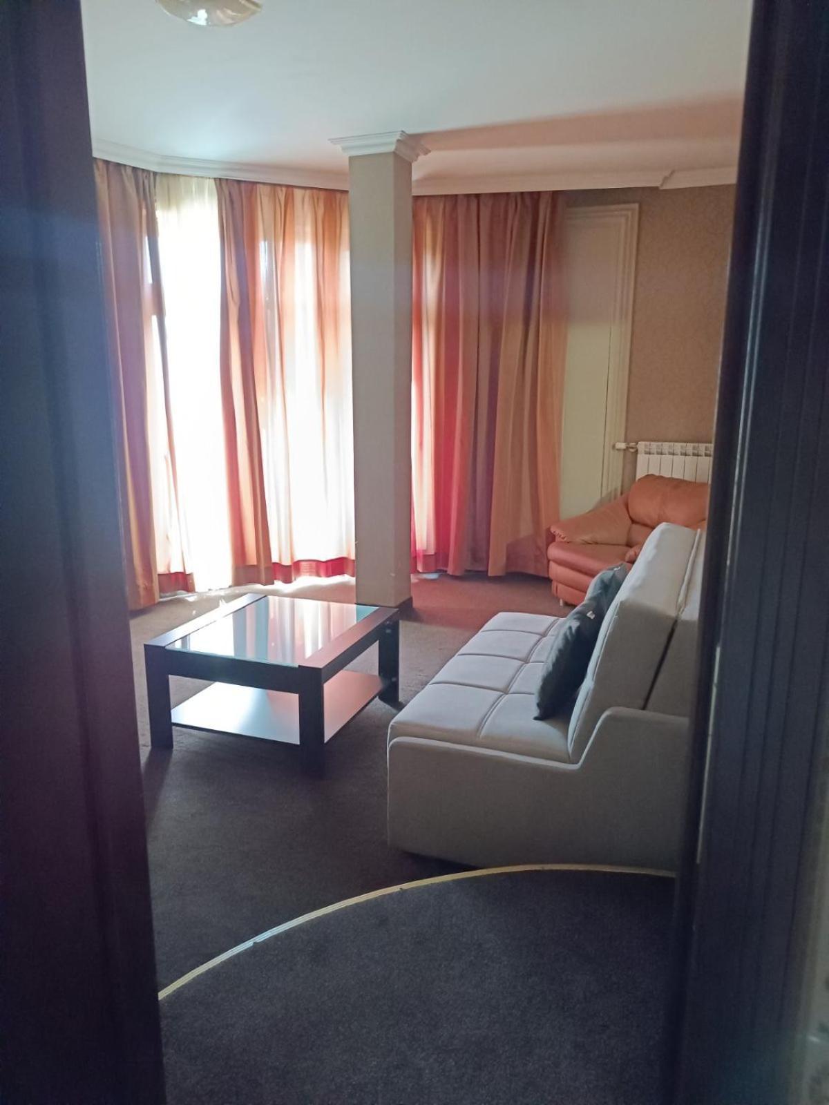 Hotel-Restaurant Almond Karlovo Luaran gambar